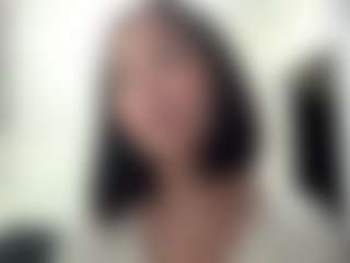 Live cam show with FelisaHarvath - Average on Milf Play