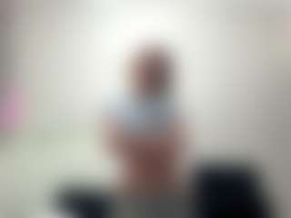 Live cam show with FelisaHarvath - Average on wildcum.com