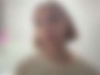 Live cam show with FelisaHarvath - Public Brown Hair on Mixed Magazine Live