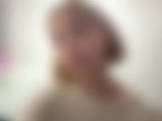 Live cam show with FelisaHarvath - Brown Hair on Dare Cams