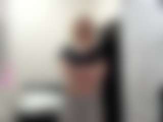 Live cam show with FelisaHarvath - Gamer BBW on Fit Hotties