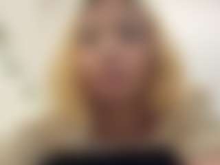 Live cam show with FelisaHarvath - Fingering on Camsoda