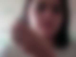 Live cam show with KaroleBelen - Hairy Pussy on Camming Site