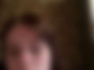 Live cam show with KaroleBelen - Hairy Pussy on Free Soda