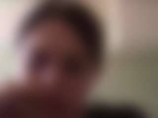 Live cam show with KaroleBelen - Public on Gym Cam Girls