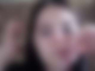 Live cam show with KaroleBelen - Body Massage on Camsoda