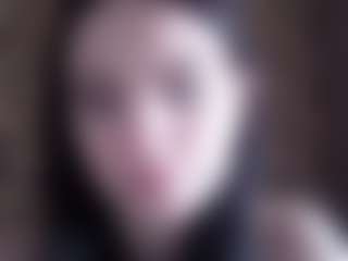 Live cam show with KaroleBelen - Average on fuck-show.com