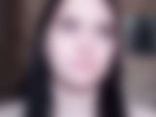 Live cam show with KaroleBelen - Body Massage on SmokeAndPoke