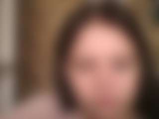 Live cam show with KaroleBelen - Body Massage on Fling VIP Chat