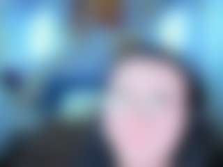 Live cam show with kira-Gold - Massage on TeamSkeetLive