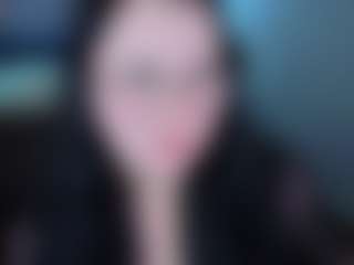 Live cam show with kira-Gold - Student on studioflirtlive.com