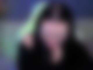 kira-Gold's Live Sex Cam Show