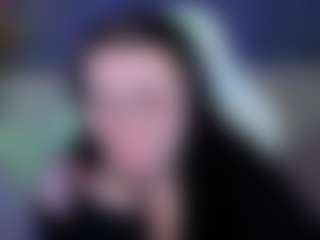 kira-Gold's Live Sex Cam Show