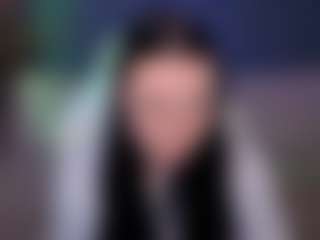 kira-Gold's Live Sex Cam Show