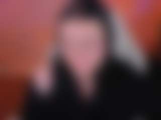 kira-Gold's Live Sex Cam Show
