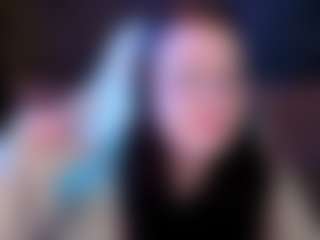Live cam show with kira-Gold - Pretty on Instabang
