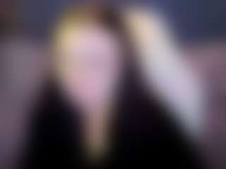 kira-Gold's Live Sex Cam Show