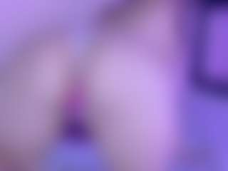 Live cam show with LauManson - Fingering Young Adult on Camsoda