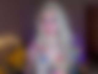 Live cam show with LillyMoure - Fingering on Chatstar