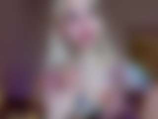 Live cam show with LillyMoure - New Toys on Camsoda
