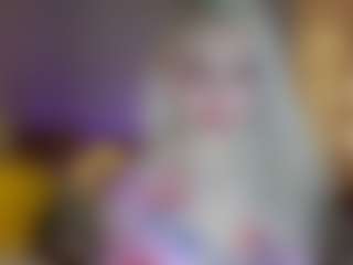 Live cam show with LillyMoure - New Sexwebcam on Gym Cam Girls