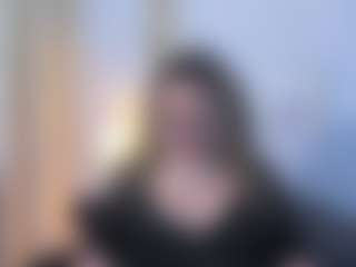 Live cam show with martina-curvy - Dildo Or Vibrator Granny on Latina Girls