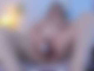 martina-curvy's Live Sex Cam Show