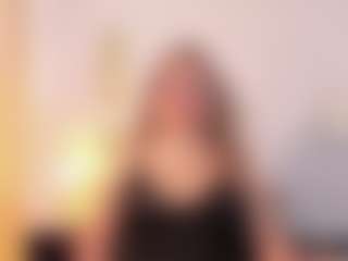 martina-curvy's Live Sex Cam Show