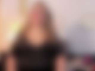 Live cam show with martina-curvy - Body Massage on StripNow