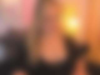 Live cam show with martina-curvy - Body Massage on Strip Flash - Live Sex Shows