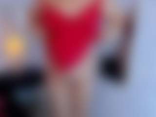 Live cam show with martina-curvy - Blonde Hair Middle Aged on Mixed Magazine Live