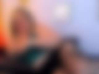 Live cam show with martina-curvy - Body Massage on Soda Cam
