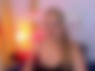 Live cam show with martina-curvy - Dildo Or Vibrator Granny on Streamer API