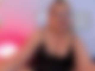 Live cam show with martina-curvy - Body Massage on Adult Interactions