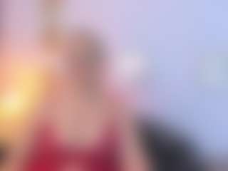 Live cam show with martina-curvy - Middle Aged on CamSodaAdn