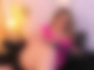 Live cam show with martina-curvy - Interactivetoy Granny on Camsoda