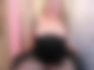 martina-curvy's Live Sex Cam Show