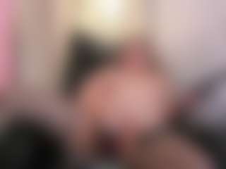 martina-curvy's Live Sex Cam Show