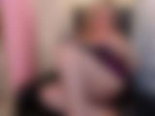 Live cam show with martina-curvy - Spy Granny on TeamSkeetLive