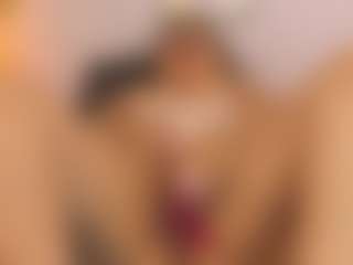 martina-curvy's Live Sex Cam Show