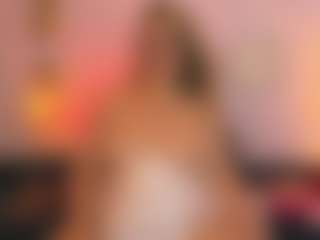 Live cam show with martina-curvy - HD on madthumbs