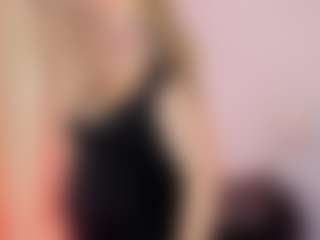 martina-curvy's Live Sex Cam Show