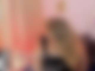 martina-curvy's Live Sex Cam Show