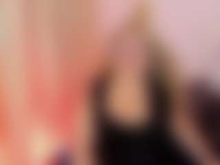 martina-curvy's Live Sex Cam Show