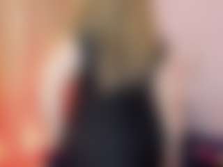 martina-curvy's Live Sex Cam Show