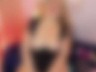 martina-curvy's Live Sex Cam Show