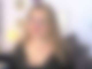 martina-curvy's Live Sex Cam Show