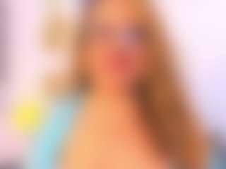 Live cam show with martina-curvy - Curvy Middle Aged on Camsoda