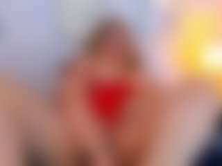 Live cam show with martina-curvy - Middle Aged on livesuperchat.net