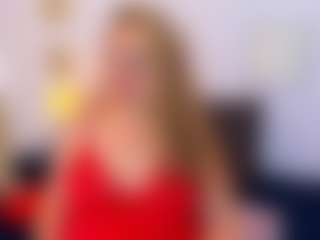 Live cam show with martina-curvy - Trimmed Granny on Sweet Sext
